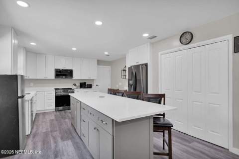 11707 Village Lane, Jacksonville FL - photo 12 of 39