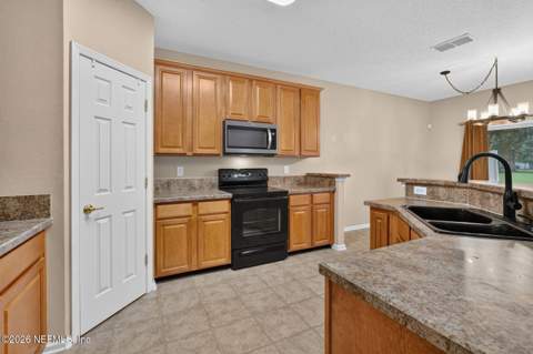 269 Wooded Crossing Circle, St. Augustine FL - photo 20 of 65