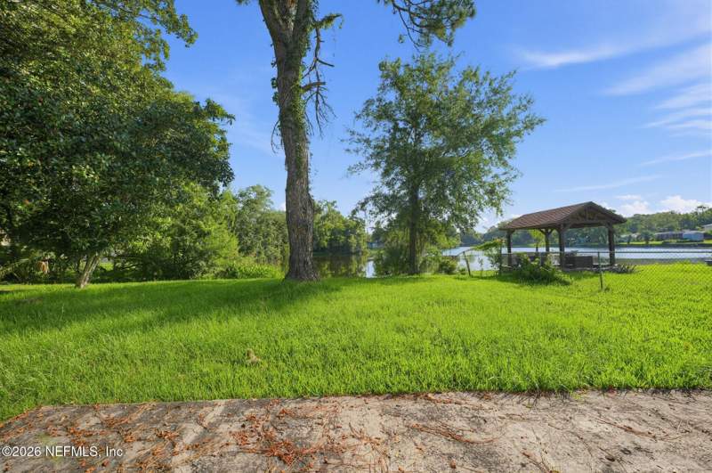 3 bedroom Single Family Residence at 6249 Barry Drive, Lake Park Estates, Jacksonville — photo 4