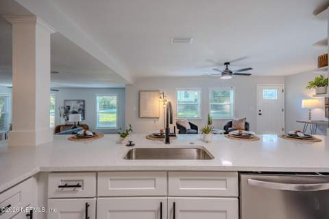 86044 Faith Avenue, Yulee FL - photo 10 of 46