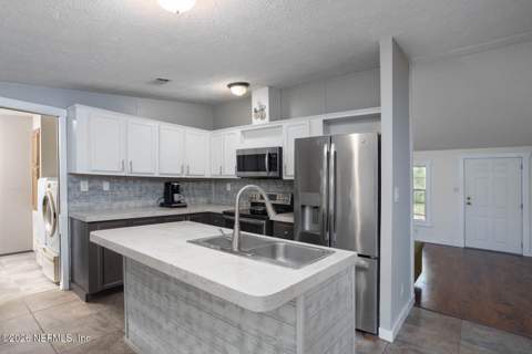 101 W Strickland Road, Interlachen FL - photo 10 of 40