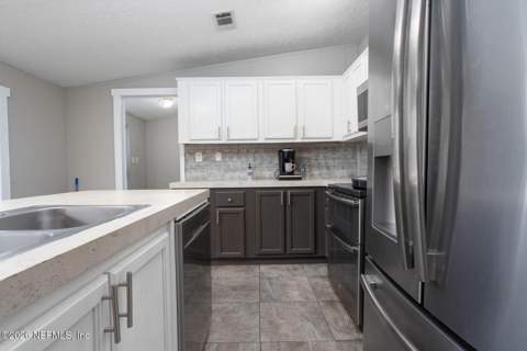 101 W Strickland Road, Interlachen FL - photo 13 of 40