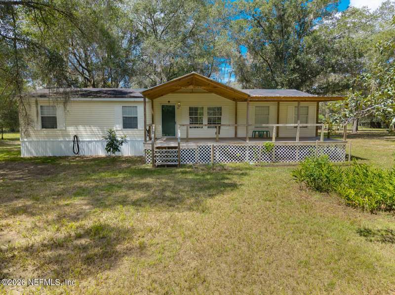 3 bedroom Manufactured Home at 101 W Strickland Road, Metes & Bounds, Interlachen — photo 2