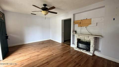9936 Frankella Road, Jacksonville FL - photo 7 of 34