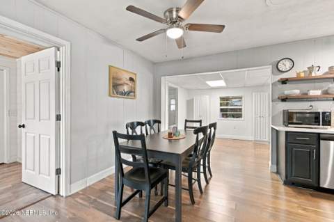 10772 S Hawaii Drive, Jacksonville FL - photo 7 of 56