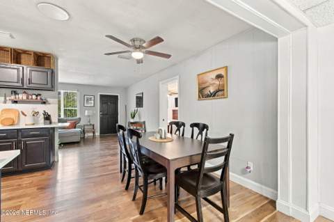 10772 S Hawaii Drive, Jacksonville FL - photo 8 of 56