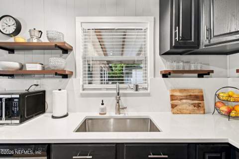 10772 S Hawaii Drive, Jacksonville FL - photo 17 of 56