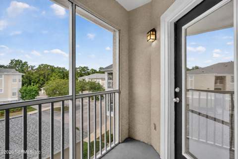 8290 Gate Parkway #817, Jacksonville FL - photo 16 of 26