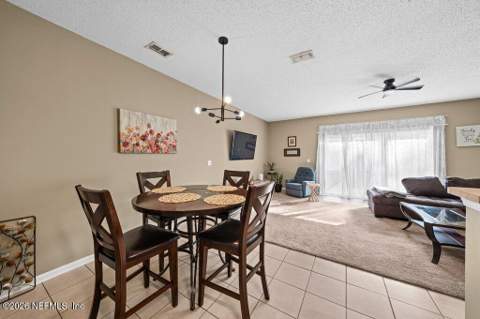 8612 Ribbon Falls Lane, Jacksonville FL - photo 13 of 31
