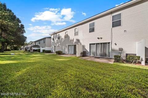 8612 Ribbon Falls Lane, Jacksonville FL - photo 24 of 31
