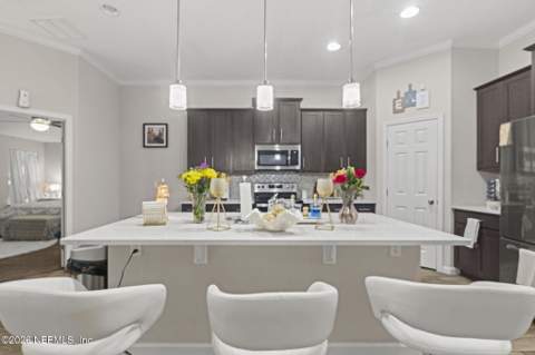 6050 Patriots Landing Lane, Jacksonville FL - photo 7 of 36