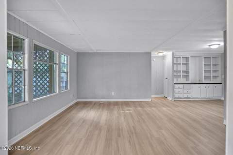 7604 Sunwood Drive, Jacksonville FL - photo 8 of 34
