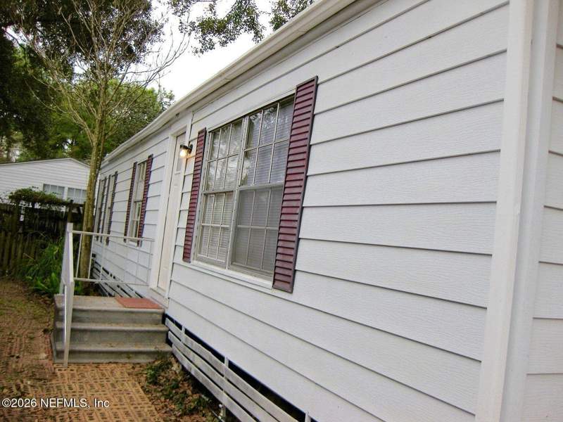 2 bedroom Mobile Home at 7602 Sunwood Drive, Baywood Park, Jacksonville — photo 3