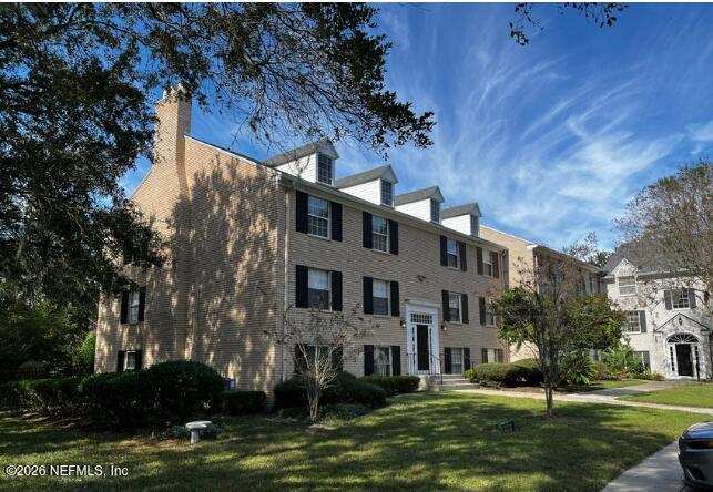 2 bedroom Condominium at 4301 Plaza Gate Lane #301, Golfview Condominium, Jacksonville — photo 1