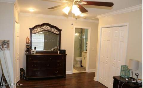 4301 Plaza Gate Lane #301, Jacksonville FL - photo 9 of 13