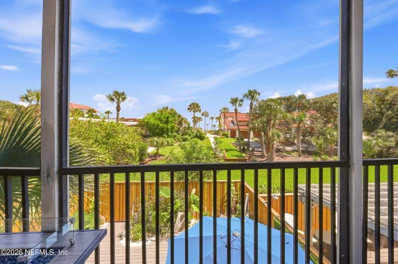 3 bedroom Townhouse at 2323 Seminole Road, Bluffs, Atlantic Beach — photo 5