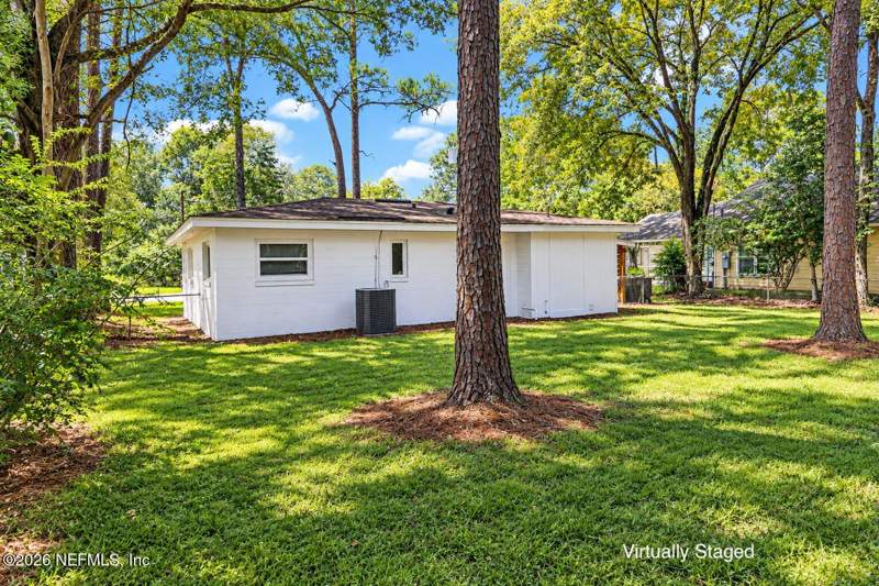 3 bedroom Single Family Residence at 9135 Spottswood Road, Sherwood Forest, Jacksonville — photo 3