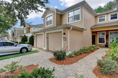 8541 Little Swift Circle #33B, Jacksonville FL - photo 6 of 31