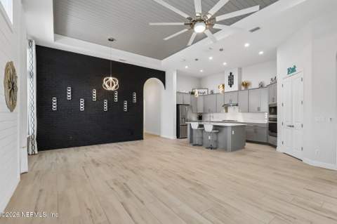 10707 Aventura Drive, Jacksonville FL - photo 12 of 74