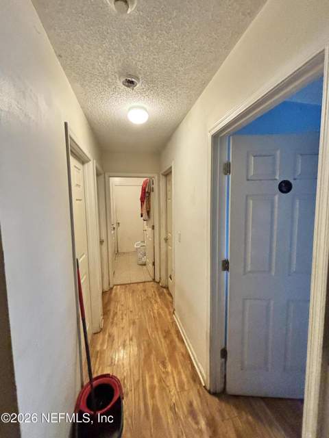 5351 Oxford Crest Drive, Jacksonville FL - photo 9 of 13