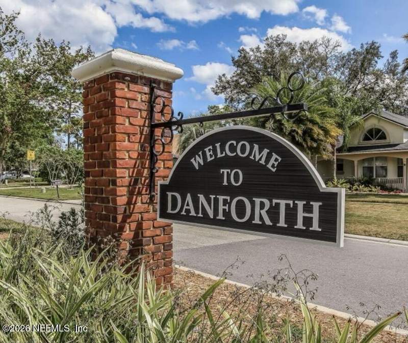 4 bedroom Single Family Residence at 13824 Danforth Drive, Danforth, Jacksonville — photo 3