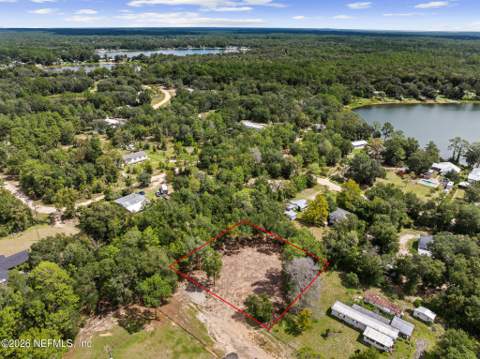 140 Cherokee Drive, Interlachen FL - photo 11 of 16