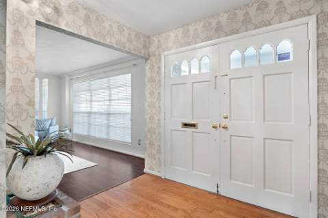 1207 Jamaica Court, Jacksonville FL - photo 10 of 47