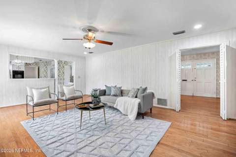 1207 Jamaica Court, Jacksonville FL - photo 12 of 47