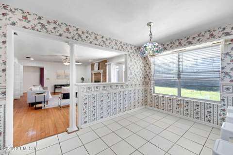 1207 Jamaica Court, Jacksonville FL - photo 16 of 47