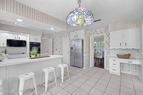1207 Jamaica Court, Jacksonville FL - photo 17 of 47