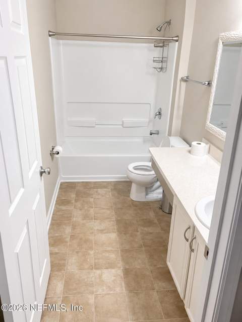 15965 Hutton Lane, Jacksonville FL - photo 9 of 11