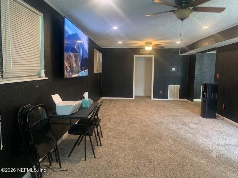 3 bedroom Single Family Residence at 5737 MARIGOLD Road, Magnolia Gardens, Jacksonville — photo 5