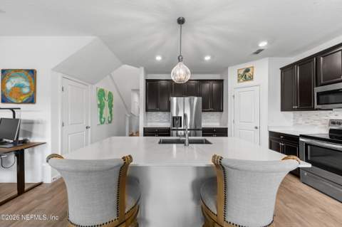 12857 Josslyn Lane, Jacksonville FL - photo 8 of 35