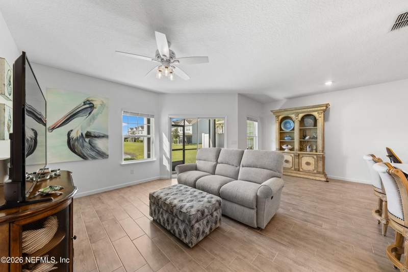 2 bedroom Townhouse at 12857 Josslyn Lane, Redhawk Village, Jacksonville — photo 3