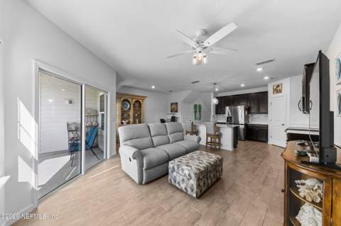 12857 Josslyn Lane, Jacksonville FL - photo 14 of 35