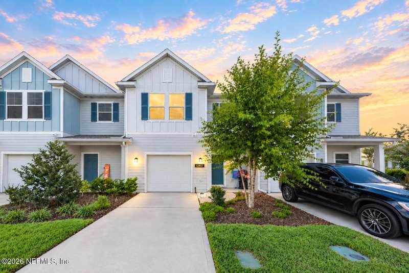 2 bedroom Townhouse at 12857 Josslyn Lane, Redhawk Village, Jacksonville — photo 1