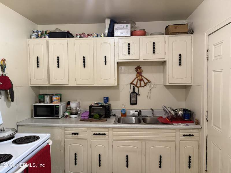 2 bedroom Single Family Residence at 3157 W 9th Street, Allandale, Jacksonville — photo 5
