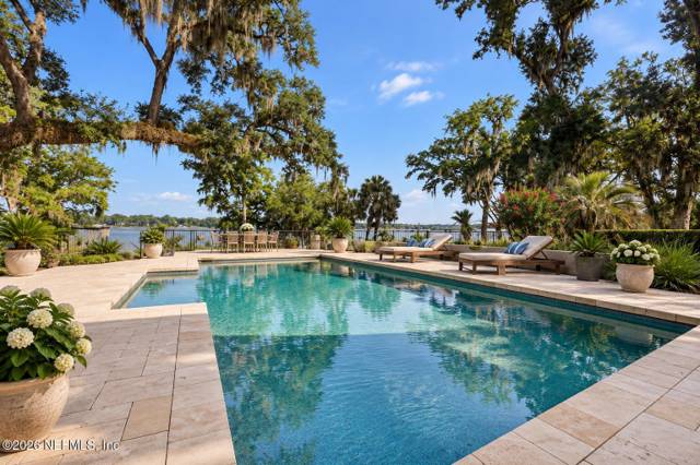 4002 MCGIRTS Boulevard, Jacksonville 32210 home for sale