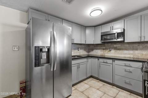 9716 Devonshire Boulevard, Jacksonville FL - photo 21 of 53