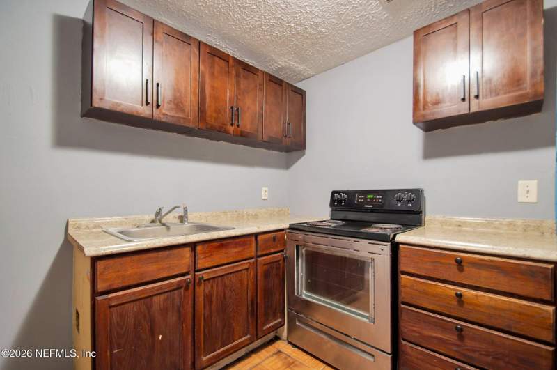 3 bedroom Single Family Residence at 5926 Dunmire Avenue, Glenoaks, Jacksonville — photo 2