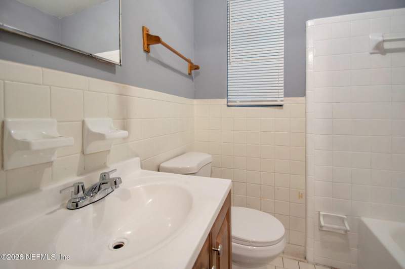 3 bedroom Single Family Residence at 5926 Dunmire Avenue, Glenoaks, Jacksonville — photo 4