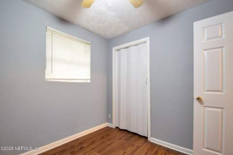5926 Dunmire Avenue, Jacksonville FL - photo 9 of 15