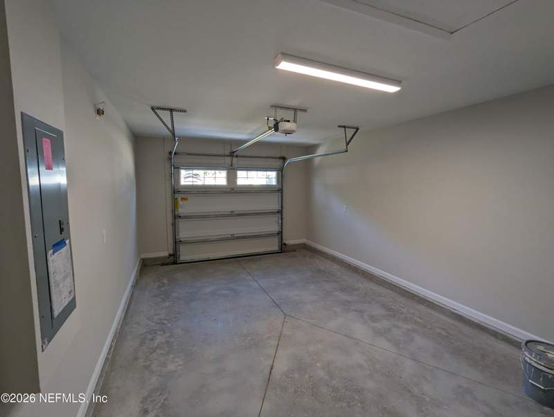 3 bedroom Single Family Residence at 938 ARDOON Street, North Brookside, Jacksonville — photo 2