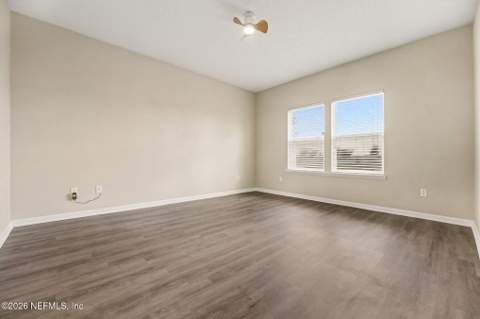 1181 Kendall Drive, Jacksonville FL - photo 9 of 19