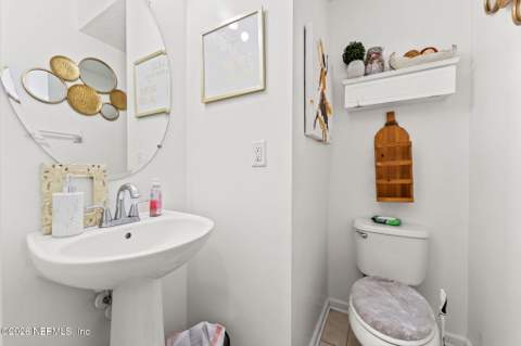 8653 Victoria Falls Drive, Jacksonville FL - photo 11 of 21