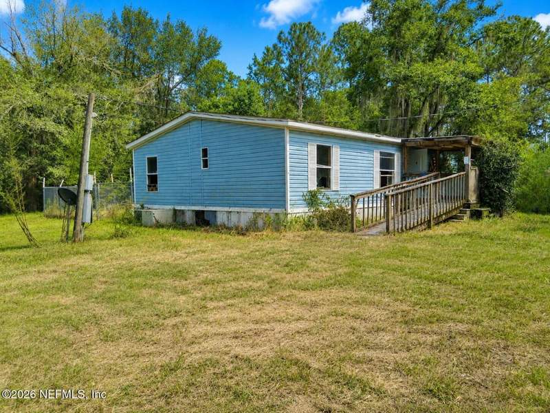 0 bedroom Manufactured Home at 106 LAKE SHORE Road, Interlachen Lakes Estates, Interlachen — photo 1