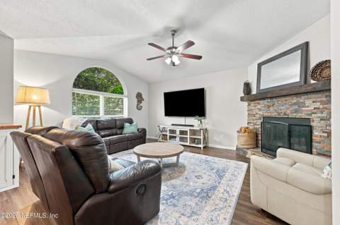 1065 Hibiscus Street, Atlantic Beach FL - photo 10 of 39