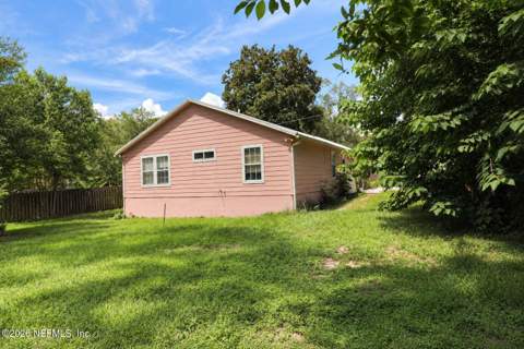 8231 SWAN LAKE Road, Melrose FL - photo 16 of 18