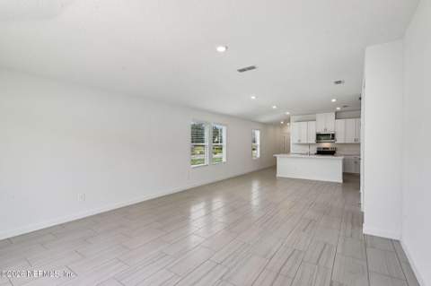 10675 Lishwood Way, Jacksonville FL - photo 7 of 28