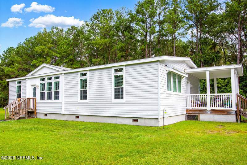 3 bedroom Single Family Residence at 2763 Mortimer Way, Metes & Bounds, Starke — photo 3